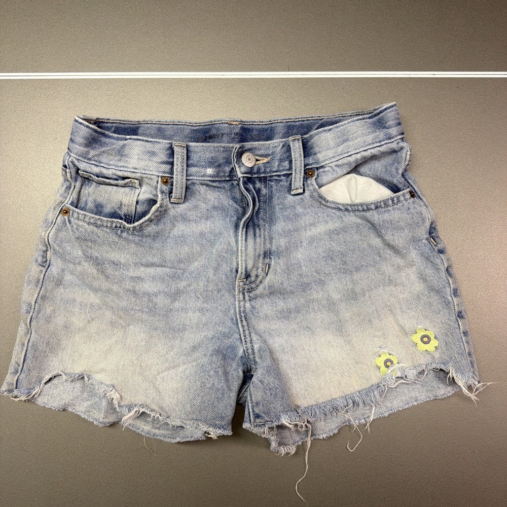 Old Navy Girls Light Wash Raw Hem Denim Shorts Flower‎ Embroidery Size 12 Plus